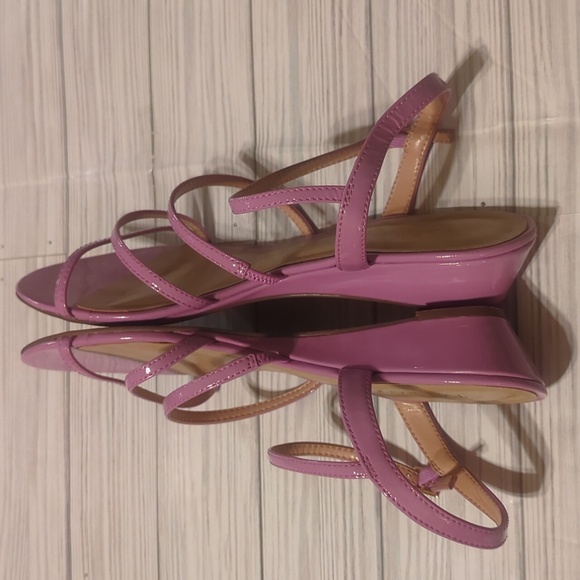 Talbots Capri Multi Strap Patent Leather Mini Wedge Sandals Size 8.5 - Picture 6 of 7